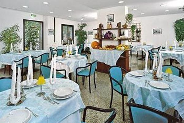 Hotel Queen Mary (Cattolica)